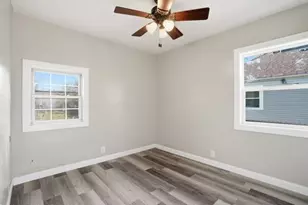 560 Ralston St, Gary, IN 46406 - Photo 6