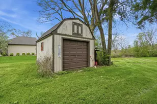 11131 Fathke Rd, Crown Point, IN 46307 - Photo 16