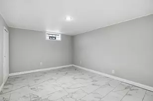 263 Taft St, Gary, IN 46404 - Photo 10