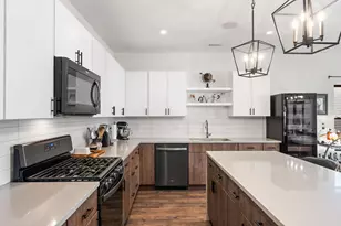 283 Nomo Pl, Crown Point, IN 46307 - Photo 8
