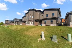 283 Nomo Pl, Crown Point, IN 46307 - Photo 2