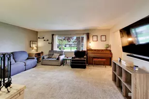 422 Yanke Rd, Michigan City, IN 46360 - Photo 6