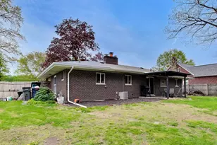 422 Yanke Rd, Michigan City, IN 46360 - Photo 24
