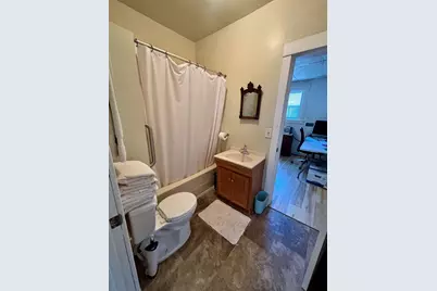 401 Brown Street, Valparaiso, IN 46383 - Photo 8