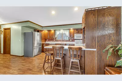 1588 W Severs Road, La Porte, IN 46350 - Photo 10