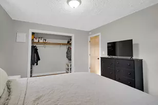 6467 Portage Ave, Portage, IN 46368 - Photo 24