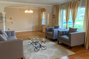 8245 Baring Ave, Munster, IN 46321 - Photo 10