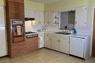 8245 Baring Ave, Munster, IN 46321 - Photo 12