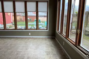 8245 Baring Ave, Munster, IN 46321 - Photo 12