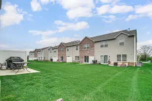 11150 Putnam Dr, Crown Point, IN 46307 - Photo 18