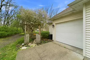 11230 Sandpiper St, Demotte, IN 46310 - Photo 4