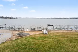 13246 E Lakeshore Dr, Cedar Lake, IN 46303 - Photo 8