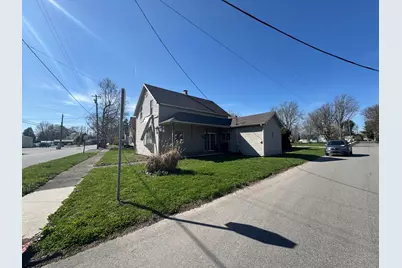 202 W Walnut Street, Akron, IN 46910 - Photo 2