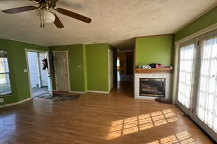 202 W Walnut St, Akron, IN 46910 - Photo 4