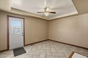 9937 Delaware Pl, Highland, IN 46322 - Photo 12