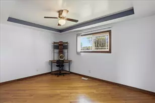 9937 Delaware Pl, Highland, IN 46322 - Photo 16