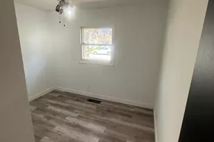 705 Plymouth Ct, Michigan City, IN 46360 - Photo 10