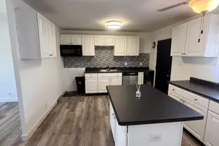 705 Plymouth Ct, Michigan City, IN 46360 - Photo 4