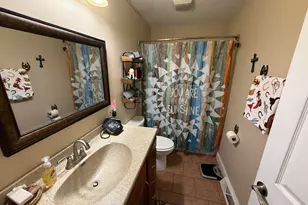 665 N 700 W, Hobart, IN 46342 - Photo 16
