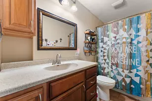 665 N 700 W, Hobart, IN 46342 - Photo 18