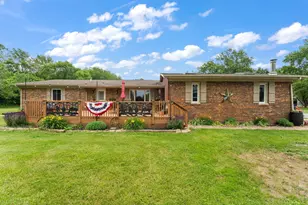665 N 700 W, Hobart, IN 46342 - Photo 2