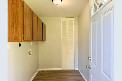 204 E Broadway Street, Brook, IN 47922 - Photo 18