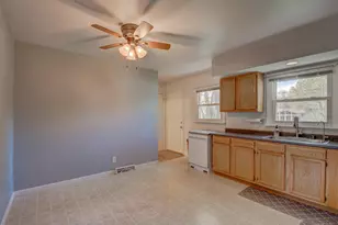 1336 Lincoln St, Hobart, IN 46342 - Photo 14