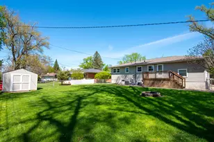 1336 Lincoln St, Hobart, IN 46342 - Photo 6