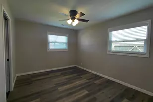 3217 North Dr, Highland, IN 46322 - Photo 8