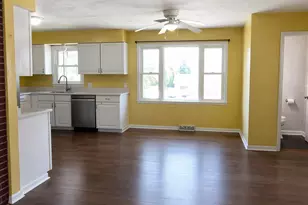 325 Cedar St NW, Demotte, IN 46310 - Photo 6