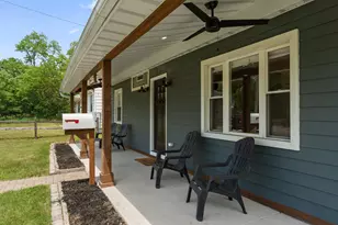 355 S Howard St, Gary, IN 46403 - Photo 16