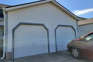 10189 Dedham Dr, Indianapolis, IN 46229 - Photo 12