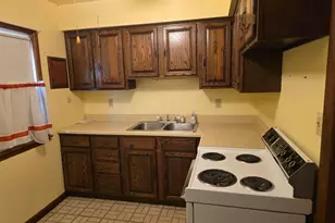 824 High St, Hobart, IN 46342 - Photo 12