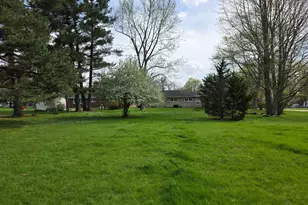 824 High St, Hobart, IN 46342 - Photo 10