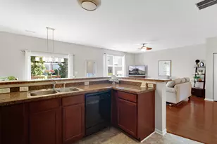 7605 E 111th Ln, Crown Point, IN 46307 - Photo 8