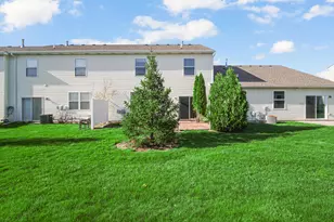 7605 E 111th Ln, Crown Point, IN 46307 - Photo 22