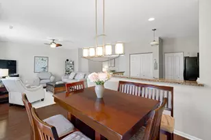 7605 E 111th Ln, Crown Point, IN 46307 - Photo 10
