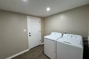 7950 S White Oak Ln, Hammond, IN 46324 - Photo 20