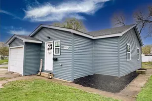 7950 S White Oak Ln, Hammond, IN 46324 - Photo 2