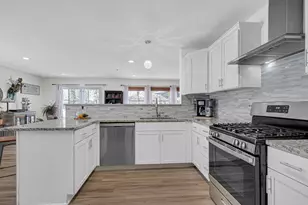 1460 Admiral Dr, Chesterton, IN 46304 - Photo 8