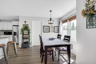 1460 Admiral Dr, Chesterton, IN 46304 - Photo 6