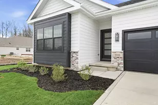 2431 Pradera Trl, Chesterton, IN 46304 - Photo 2