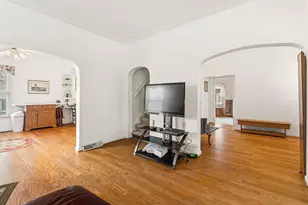 209 E Hawkins Ct, Culver, IN 46511 - Photo 8