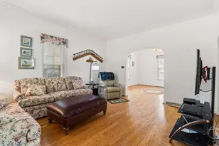 209 E Hawkins Ct, Culver, IN 46511 - Photo 6
