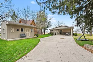 5940 E George St, Syracuse, IN 46567 - Photo 4