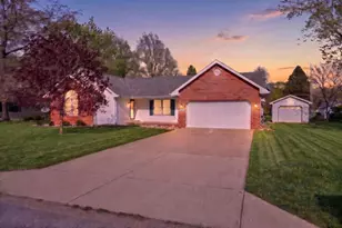 1929 Kapok St SW, Demotte, IN 46310 - Photo 2
