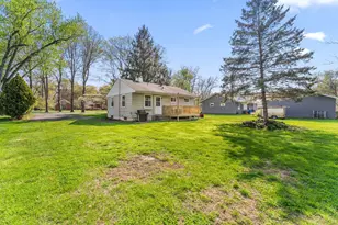 1608 W Porter Ave, Chesterton, IN 46304 - Photo 16