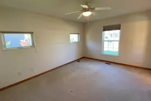 1454 Byfield Pkwy, Valparaiso, IN 46385 - Photo 20