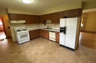 429 Fairview Ave, Crown Point, IN 46307 - Photo 12