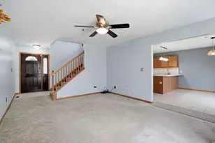 1765 Amber Dr, Hobart, IN 46342 - Photo 2